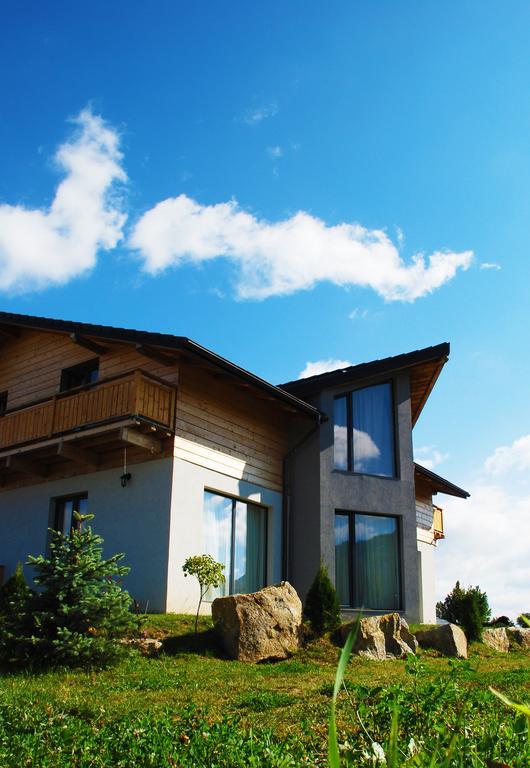 Villa Swiss Săcele Exterior photo